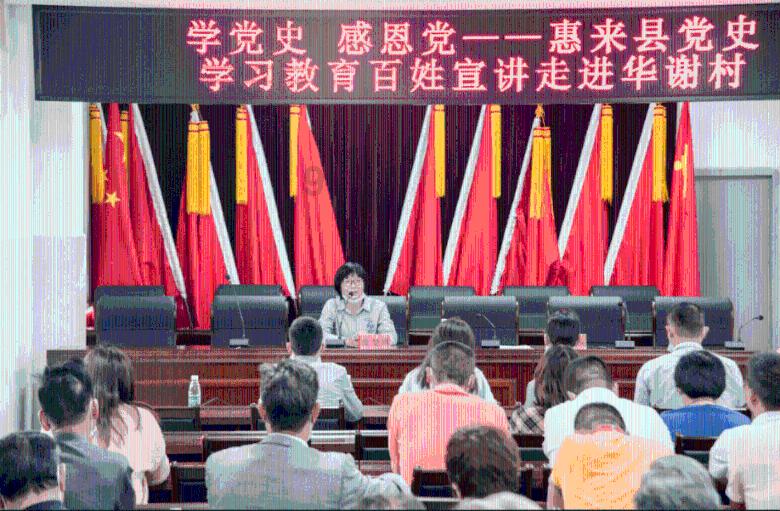 我女友是个二婚，我妈坚决不同意我们的事情，女友很爱我，我也爱我女友，我现在该怎么办？今天我和我妈吵游戏画面