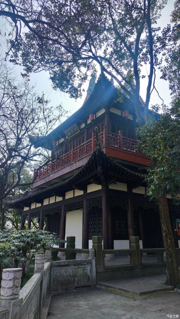 森迪公主夏日度假